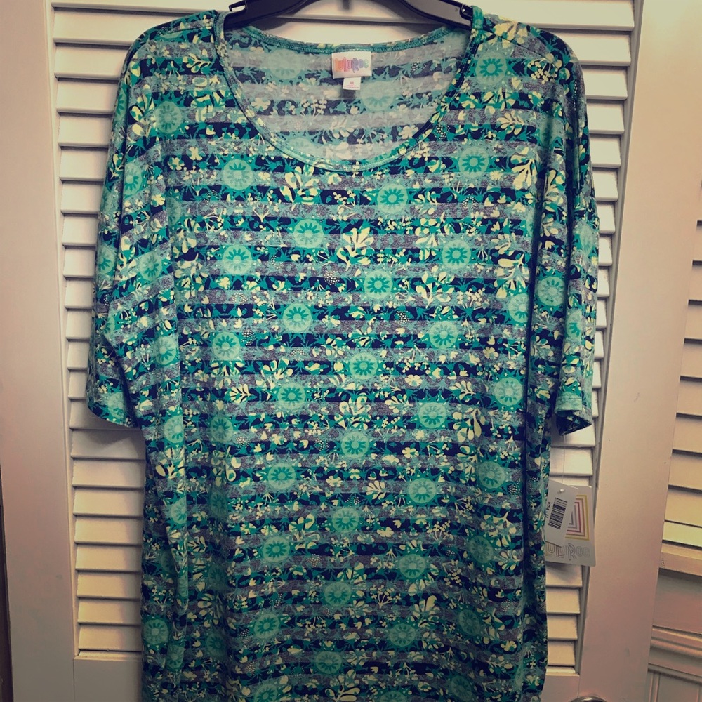 LuLaRoe Irma Tunic